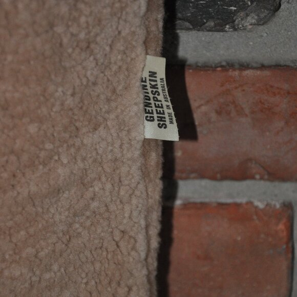 Vintage Handmade Shearling Sheepskin Leather Wool Western Vest Australia M - Picture 8 of 8